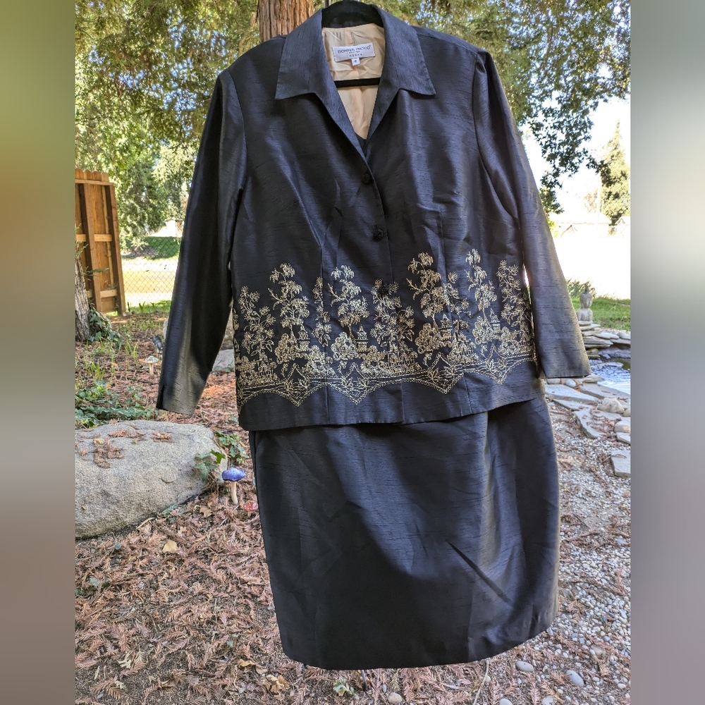 Vintage Donna Ricco 18W 2 piece dress and jacket. Black and gold.